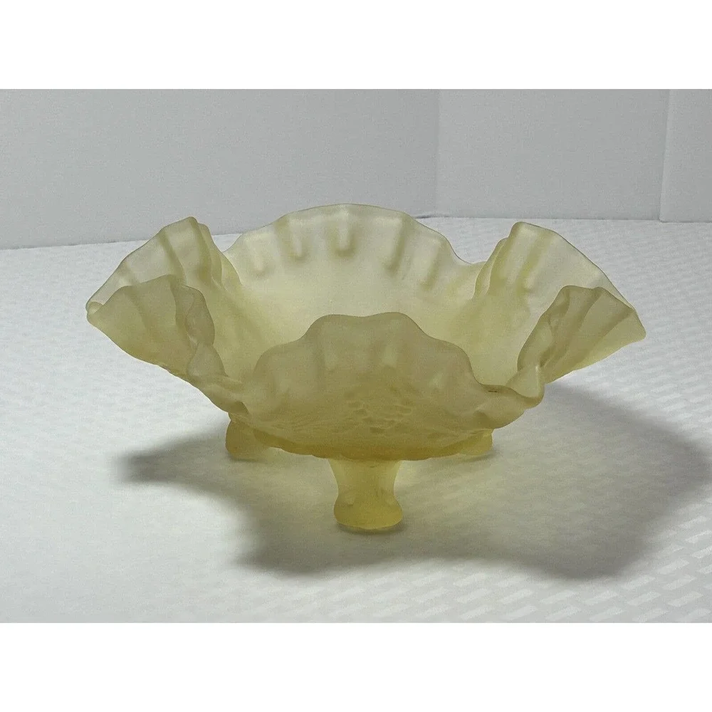 Westmoreland Glass Yellow Satin 3 Footed Bowl Double‎ Crimped Edge Paneled Grape